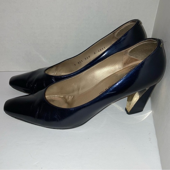 St. John Shoes Authentic St John Italy Navy Leather Pumps Heels